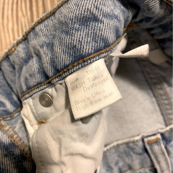 Reformation Stevie Ultra High Rise Straight Leg Jean In Tahoe Destroyed‎ - Picture 5 of 8